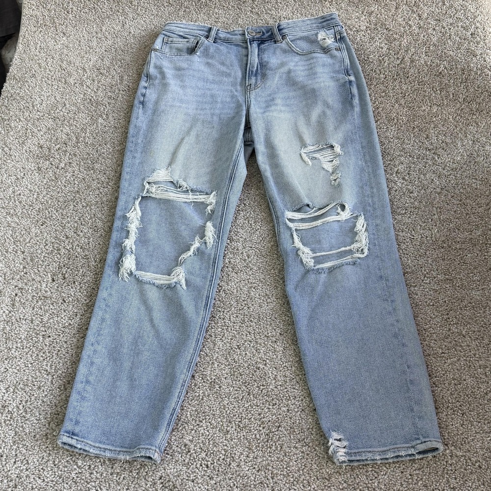American Eagle Outfitters Straight Jeans Womens 8 Light Wash Distressed Stretch